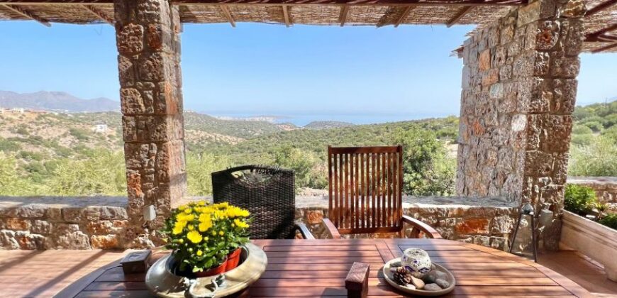 Detached villa in Agios Nikolaos, Crete