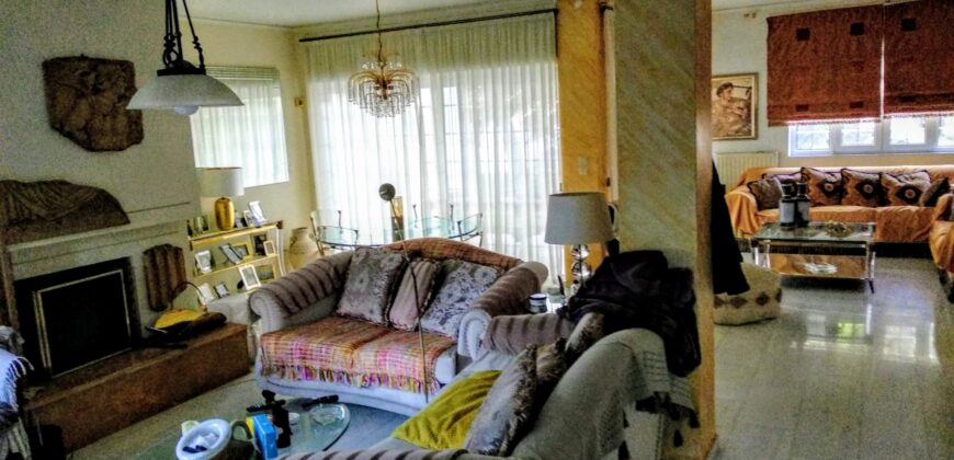 Μεζονέτα στην Άνοιξη Αττικής