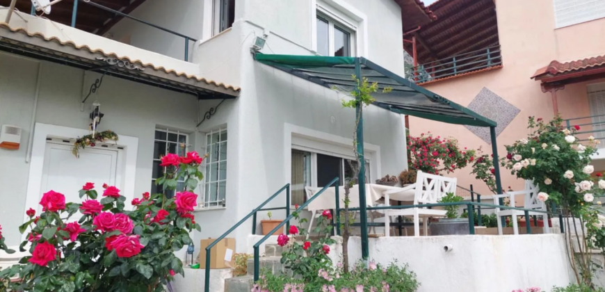 Detached house in Kamena Vourla