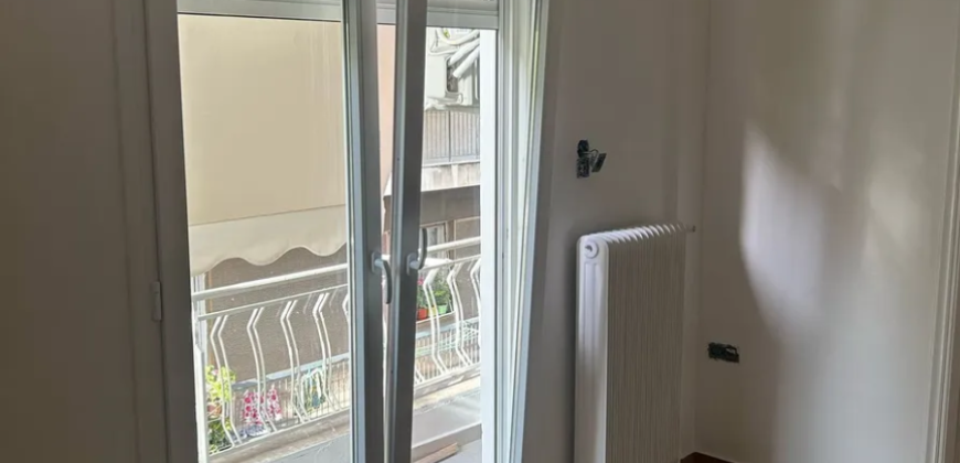 Apartment in Osios Loukas, Patisia (Athens – Center)