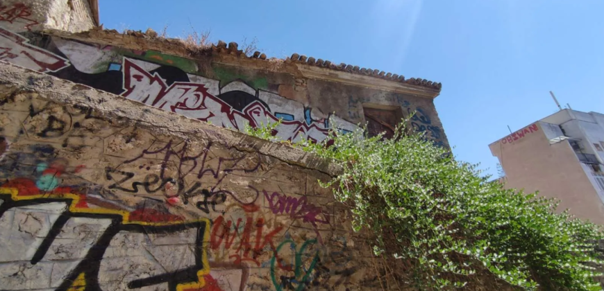 Building in Exarcheia – Neapoli (Athens – Center)