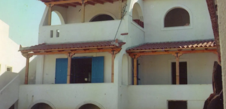 Detached house in Avlida Beach, Avlida (Evia)