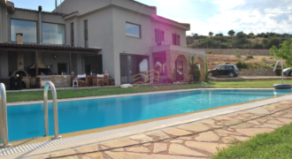 Villa in Agia Paraskevi, Varnavas (Athens – Eastern Suburbs)