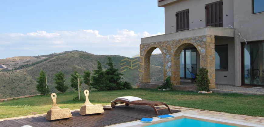 Villa in Agia Paraskevi, Varnavas (Athens – Eastern Suburbs)